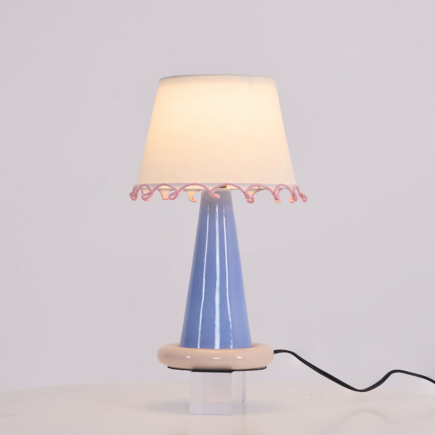 Ribbon Table Lamp
